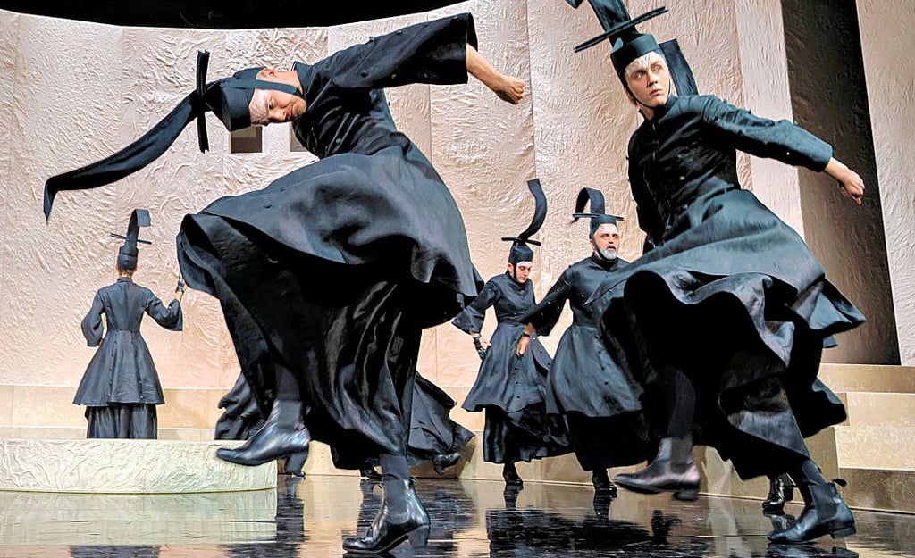 „Das Leben ein Traum“ in einer Fassung von Clara Weyde und Bastian Lomsché war die erste Premiere der Spielzeit am Schauspielhaus Magdeburg.