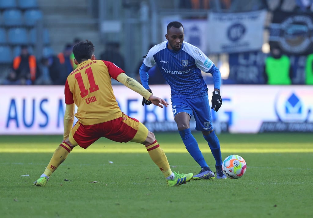 Silas Gnaka ist in der Abwehr so viel besser aufgehoben als im Mittelfeld. Am Dienstag arbeiteten der Ivorer und seine Gefährten indes individuell.
