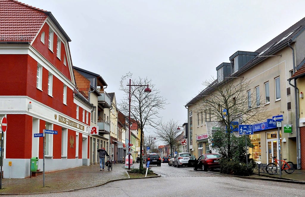 Auch an Genthins Einkaufsmeile Brandenburger Straße geht das Ladensterben nicht vorbei.