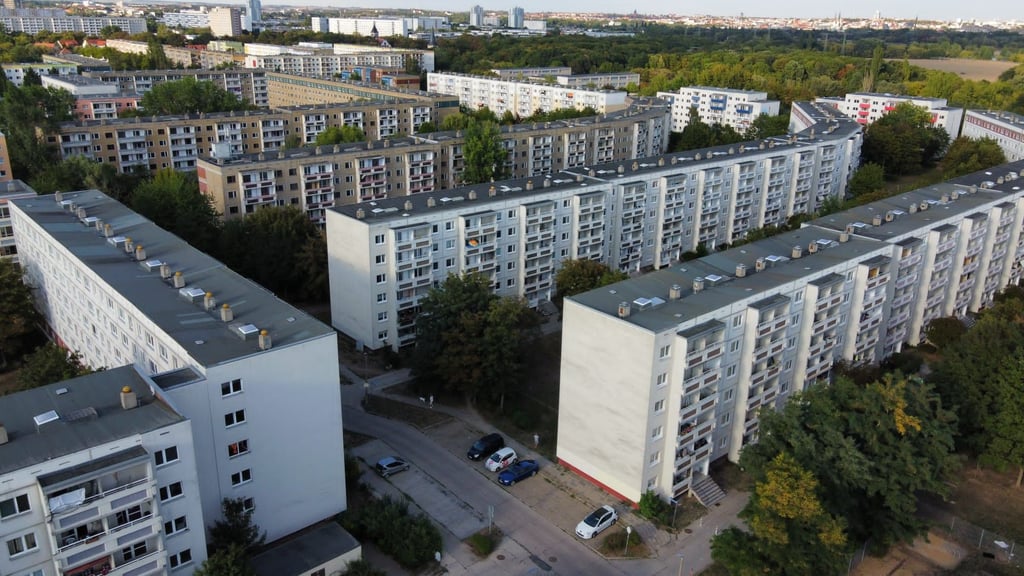 Der Südpark in Halle-Neustadt aus der Vogelperspektive.