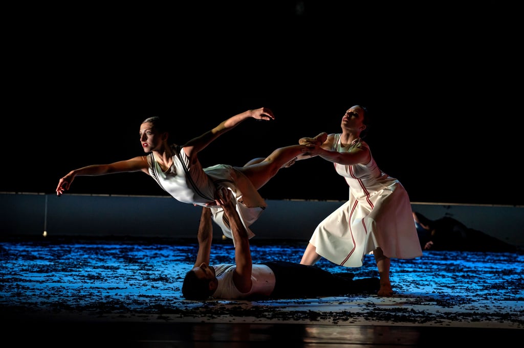 Chiara Amato, Stefano Sacco, Louise Curien in Verklärte Nacht im Opernhaus Magdeburg.