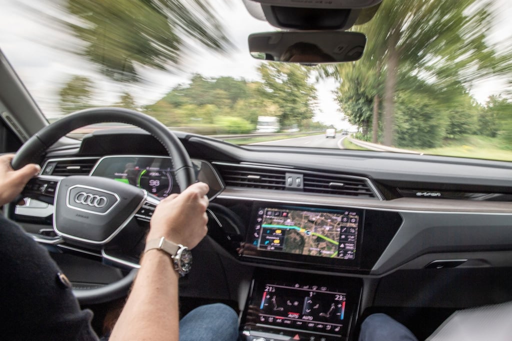 Ich war's - oder doch nicht? Wer irreführende Angaben bei der Fahrerermittlung nach Verkehrsverstößen macht, kann zum Führen eines Fahrtenbuchs verpflichtet werden.