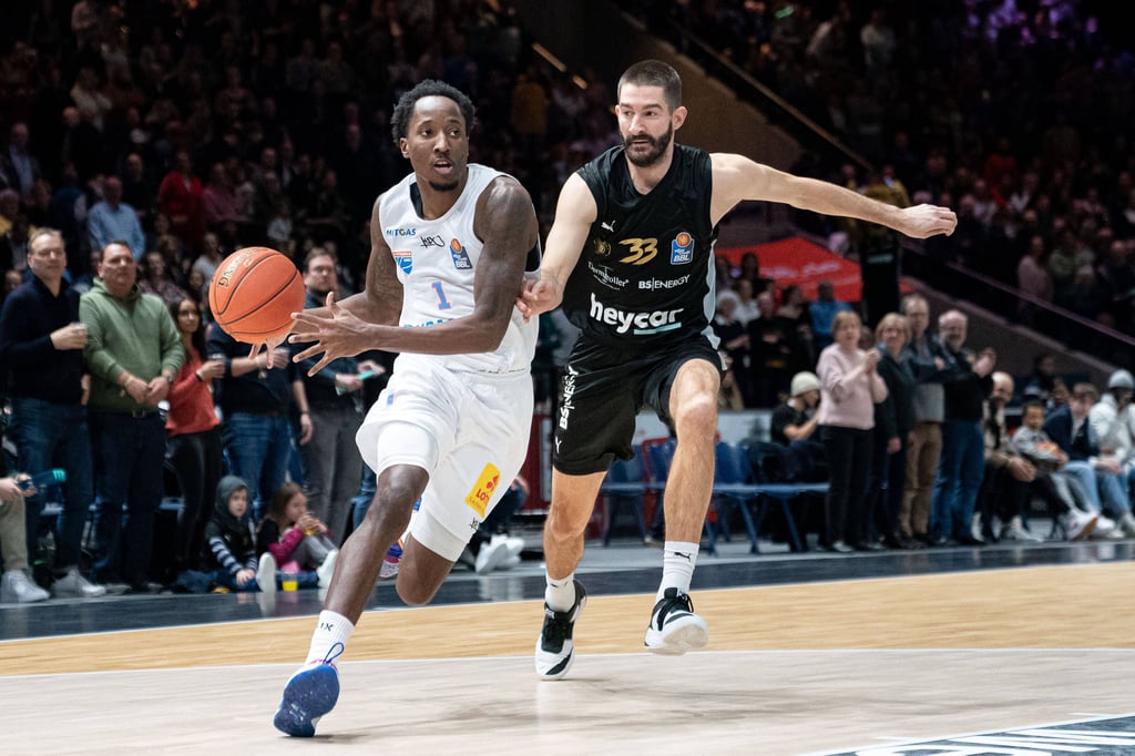 Kris Clyburn (l.) führte den MBC zum Auswärtssieg in Braunschweig.