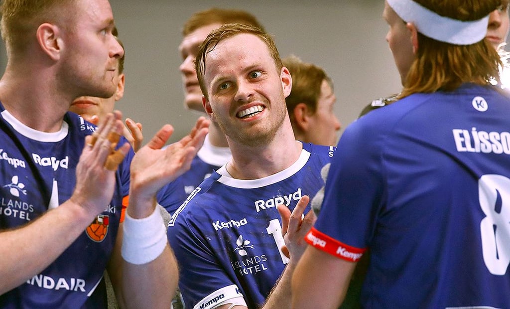 Omar Ingi Magnusson (M.) startet mit Island ambitioniert in die Weltmeisterschaft.