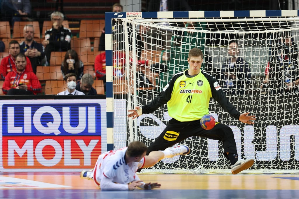 Deutschlands Torwart Joel Birlehm machte gegen Serbien ein starkes Spiel.
