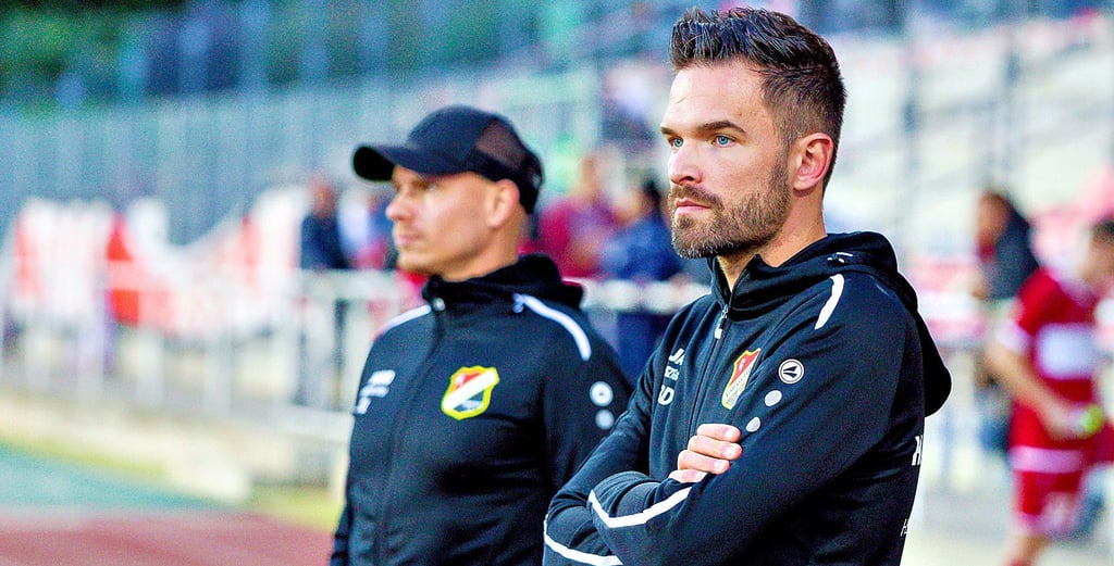 Mit dem Berliner AK kehrt Trainer Benjamin Duda (rechts) an seine alte Wirkungsstätte zurück. Duda verließ in der Winterpause der Vorsaison Halberstadt in Richtung Hauptstadt.