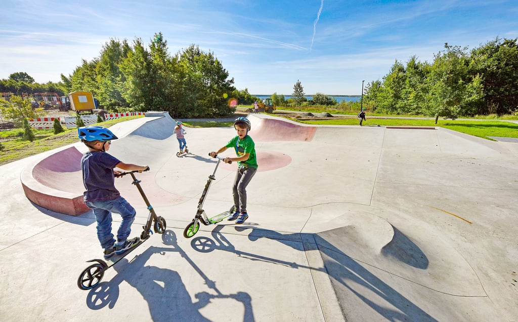 Die Skaterbahn ist das Herz der Freizeitanlage in Pouch. Für junge Leute zwischen Heide, Stausee und Goitzsche ist sie aber nicht alles.