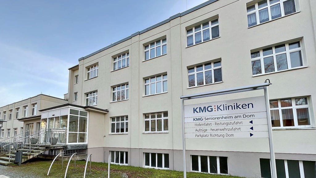 Im ehemaligen Krankenhaus Havelberg, jetzt KMG-Seniorenzentrum, will sich die die landeseigene Firma Salus mit dem medizinischen Versorgungszentrum einmieten.