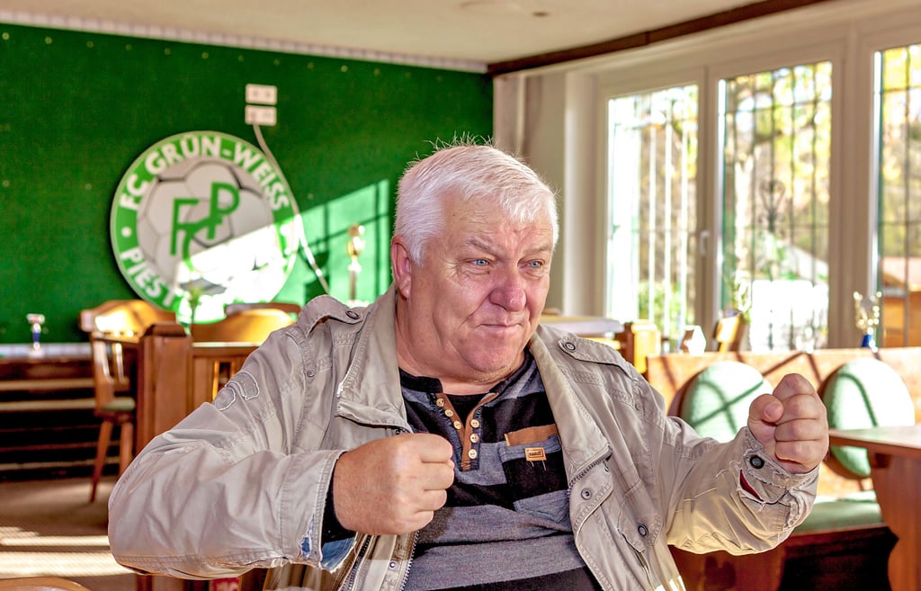 Der Kreisfachverband-Präsident Achim Golly sagt den „unteren Ligen“ im Fußball keine gute Zukunft voraus.