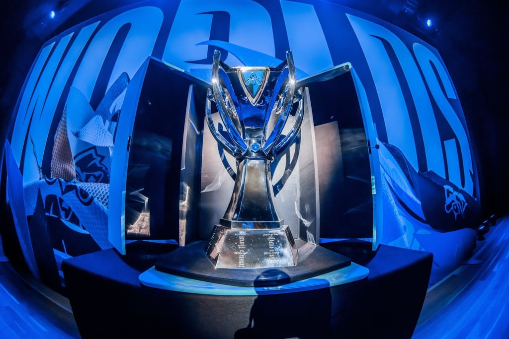 Teams müssen sich bei den LoL Worlds zukünftig in einer Swiss Stage beweisen.