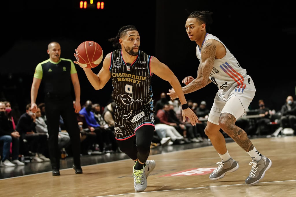 Aufbauspieler Scottie Reynolds (l.) bringt die "geballte Erfahrung" mit zum MBC nach Weißenfels.