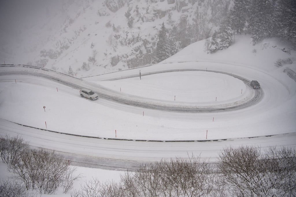 In der Schweiz herrscht wegen des vielen Neuschnees hohe Lawinengefahr.