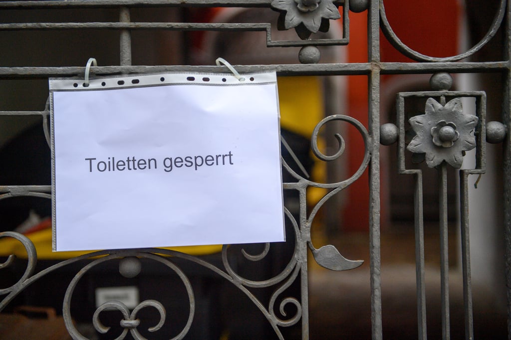 Öffentliche Toiletten haben in Halle immer wieder für Diskussionen gesorgt.