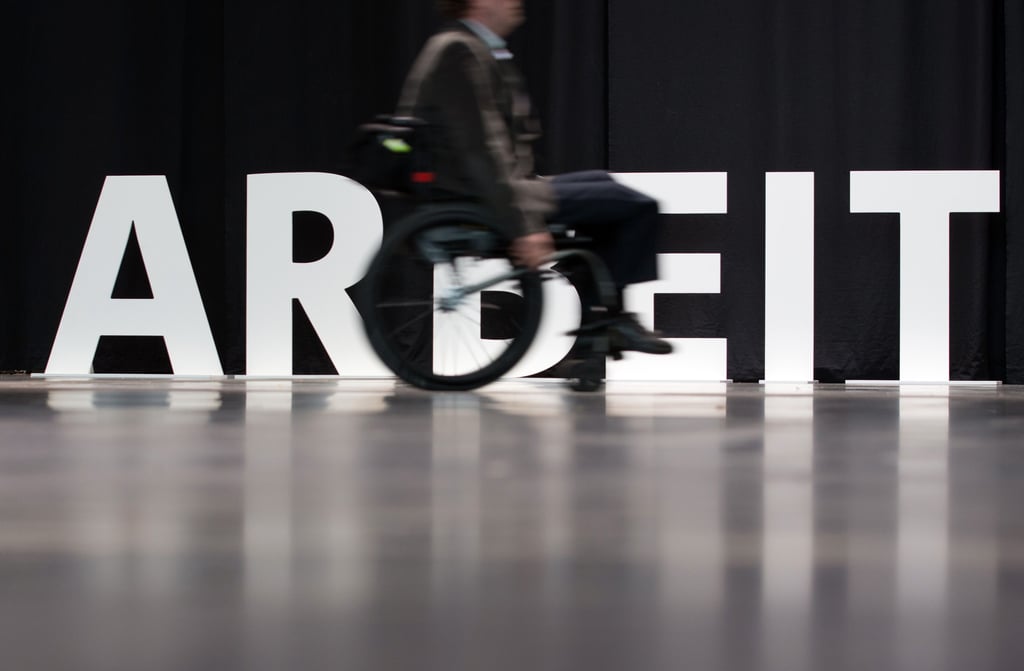 Menschen mit Behinderung in die Arbeitswelt zu integrieren, erfordert oft besondere Maßnahmen. Die lohnen sich aber oft, so die Agentur für Arbeit Sachsen-Anhalt Nord und verweist auf ein Beispiel am Universitätsklinikum Magdeburg.