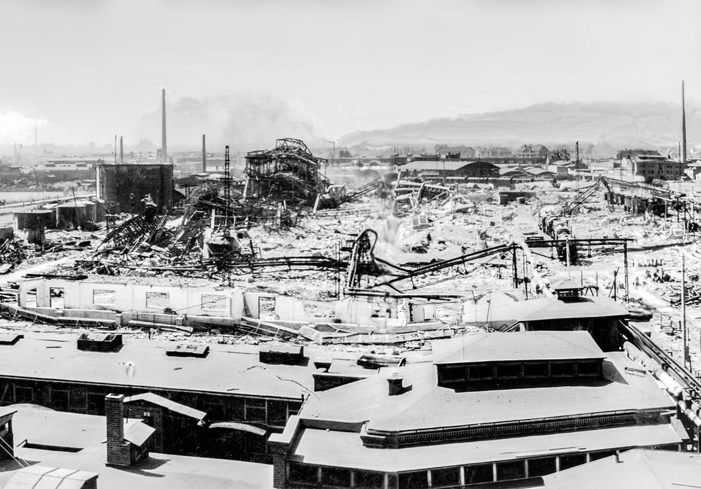 Eine historische Aufnahme der nach dem Zweiten Weltkrieg gesprengten Giftgasfabrik „Orgacid“ in Ammendorf.