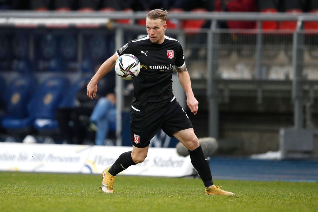 Ex-HFC-Profi Janek Sternberg ist seit Sommer 2022 vereinslos.