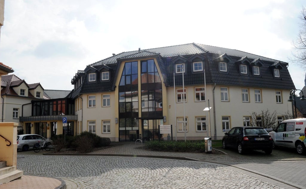 Blick auf die Verwaltung in Röblingen. Dort hat der Bürgermeister des Seegebiets Mansfelder Land seinen Amtssitz.