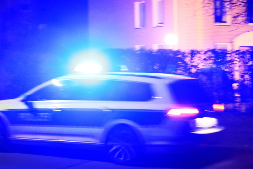 Ein Streifenwagen im Einsatz.