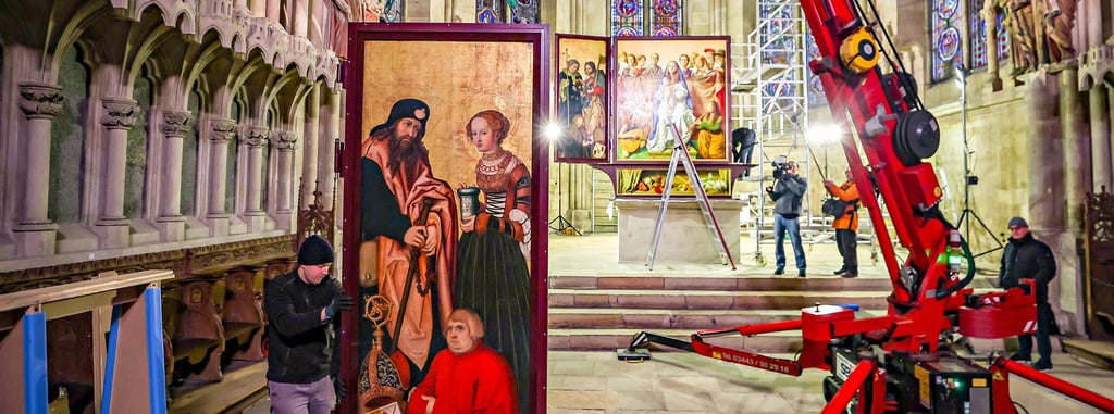 Aus Sachsen-Anhalt ins westfälische Exil: Abbau des Cranach-Triegel-Altars im Naumburger Dom