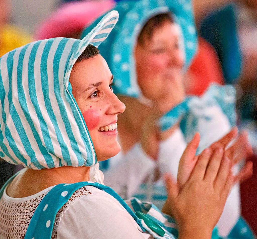 Närrisches Publikum im Hyzet-Kultur- und Kongresszentrums. Dort feierte die 1. Große Reudener Karnevalsgesellschaft jüngst ihr 70. Jubiläum.