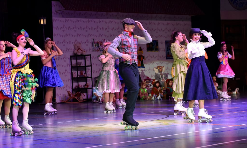 Zuletzt war der Rad- und Rollschuhverein aus der Hohenmölsener Partnerstadt Bad Friedrichshall 2019 mit einem Musical über Mary Poppins in der Drei-Türme-Stadt zu Gast.
