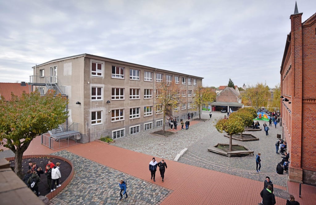 Die Bauarbeiten an der Sekundarschule Zörbig sind abgeschlossen. Was nun noch fehlt, ist die Ertüchtigung der Fassade.
