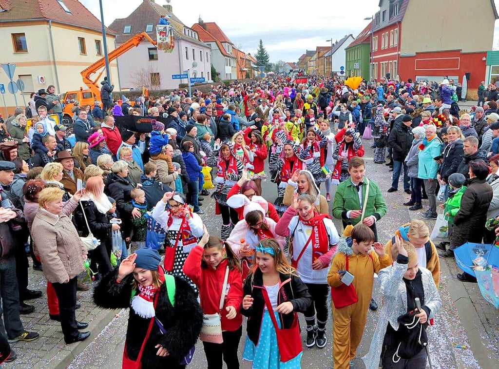 Viele Gäste werden am Sonntag zum großen Umzug durch Sandersdorf erwartet.