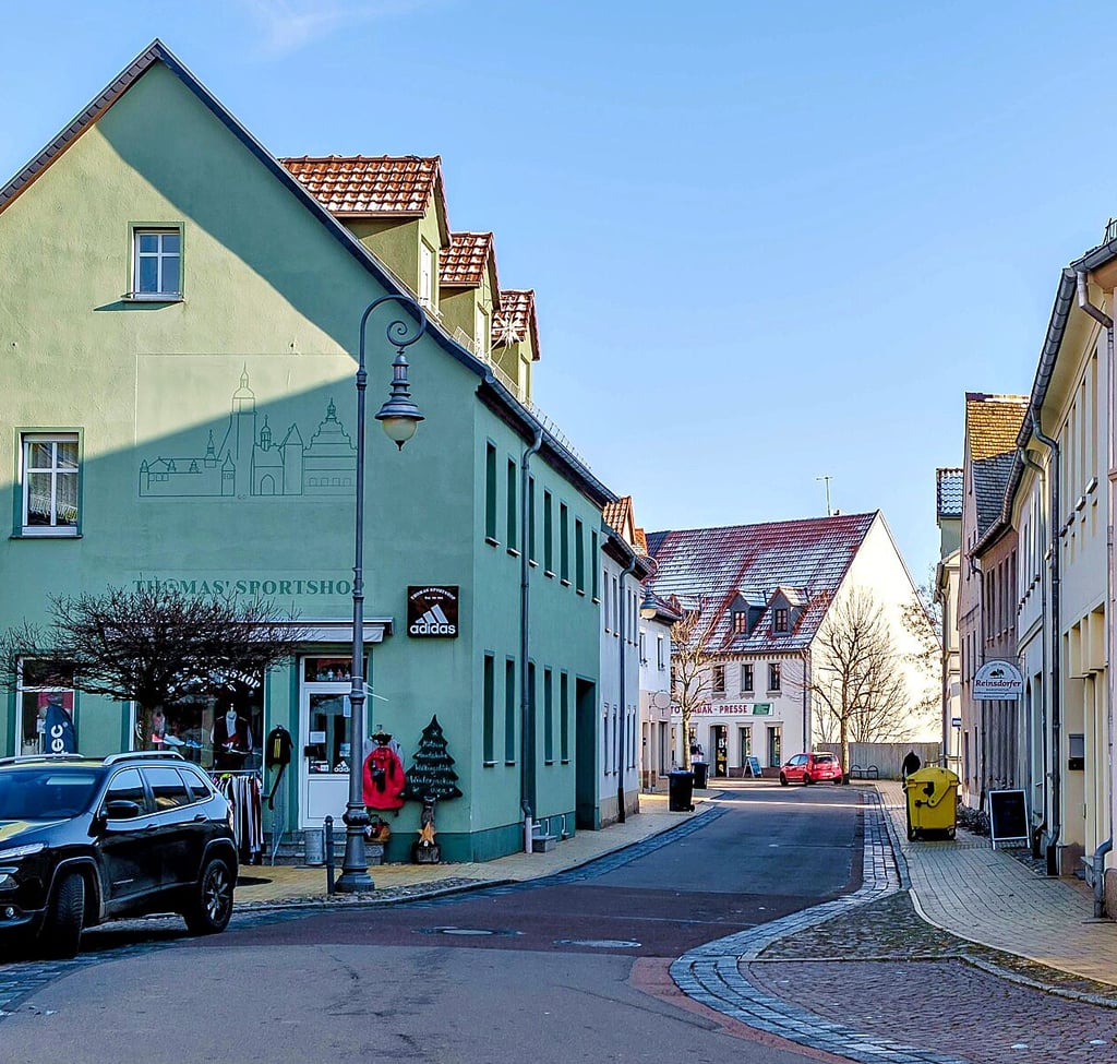 Die Leipziger Straße ist die Einkaufsmeile in Bad Schmiedeberg: kein einfaches Pflaster für Handel und Gastronomie.