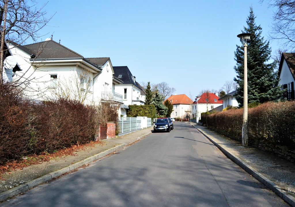 Die Straße Toepfferspark in Magdeburg ist eine der interessantesten Siedlungen von Stadtfeld. 