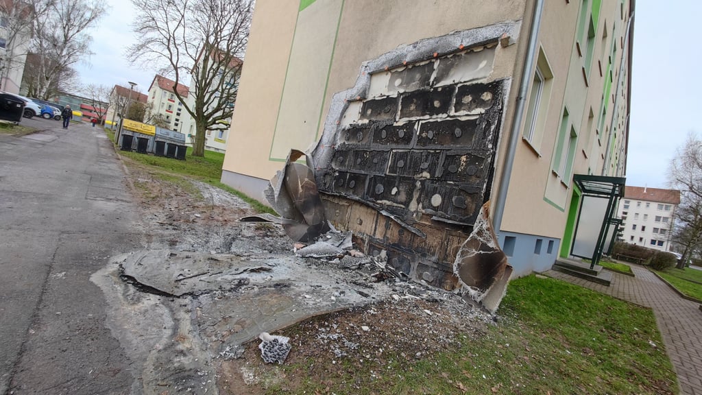 Der beschädigte Wohnblock in Süd.