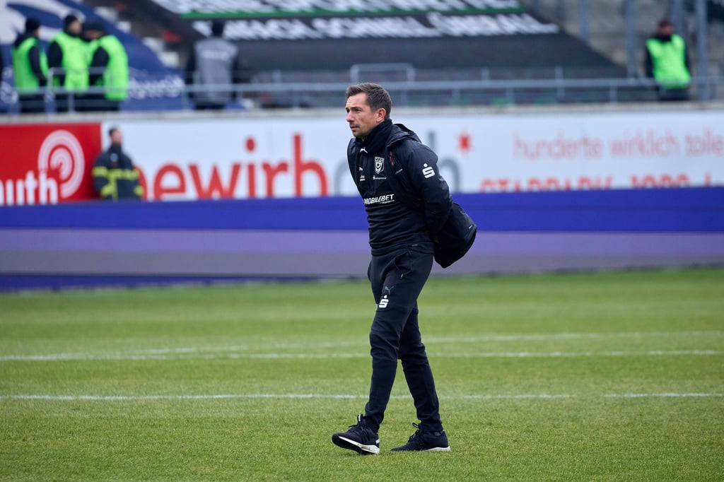 Die Zeit von André Meyer als Trainer beim Halleschen FC ist offenbar beendet.