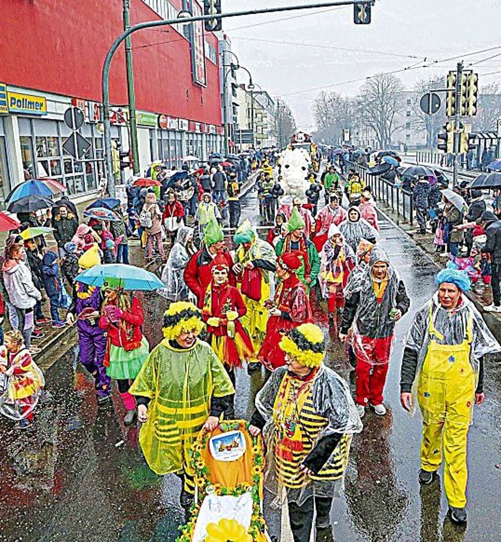 Der Karnevalsumzug findet wieder statt.