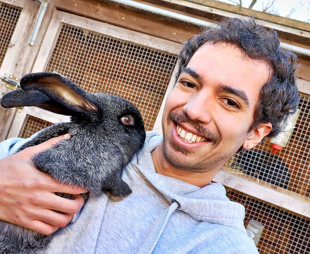 Caio Barbossa aus Rio de Janeiro ist Praktikant auf dem Schulbauernhof Othal.