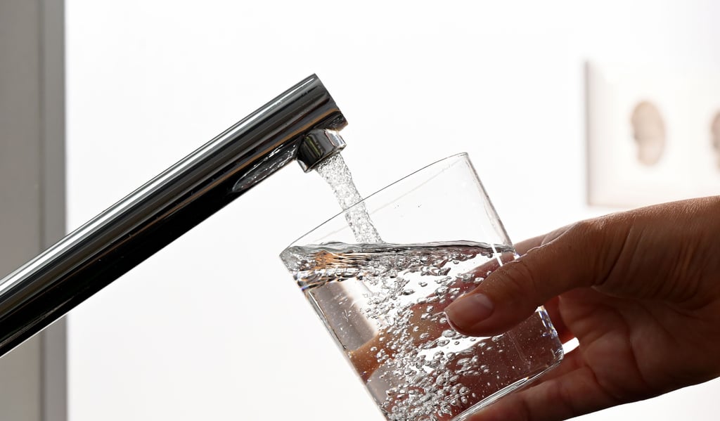 Trinkwasser wird streng kontrolliert. Gerade deshalb werden Legionellen und andere Stoffe, die die zulässigen Grenzwerte überschreiten, schnell erkannt.