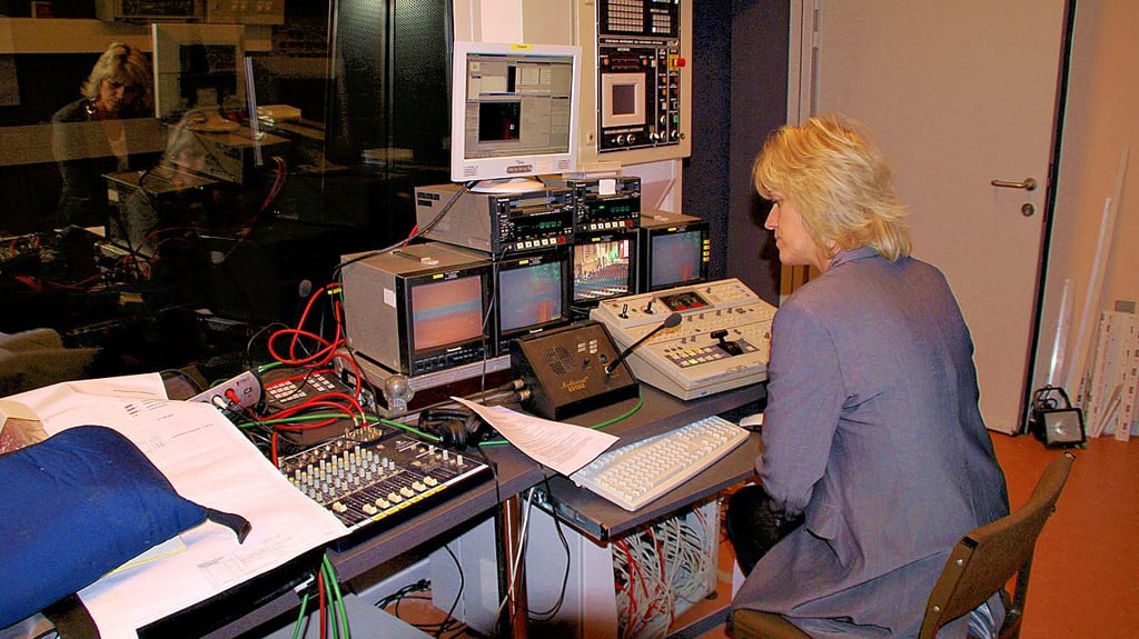 Vor 17 Jahren war die Technik noch eine andere, mit der Petra Holzfuß im Offenen Kanal Salzwedel gearbeitet hat.
