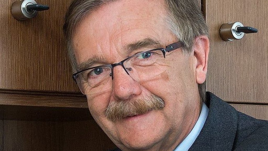 Peter Kunert im letzten seiner insgesamt 25 Dienstjahre als Querfurts Bürgermeister.