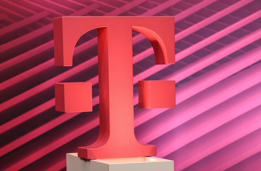 Unter dem Strich hat die Deutsche Telekom im zweiten Quartal mit 1,5 Milliarden Euro gut 5 Prozent mehr verdient.
