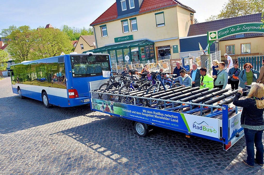Seit vorigem Jahr rollt der Radwanderbus.