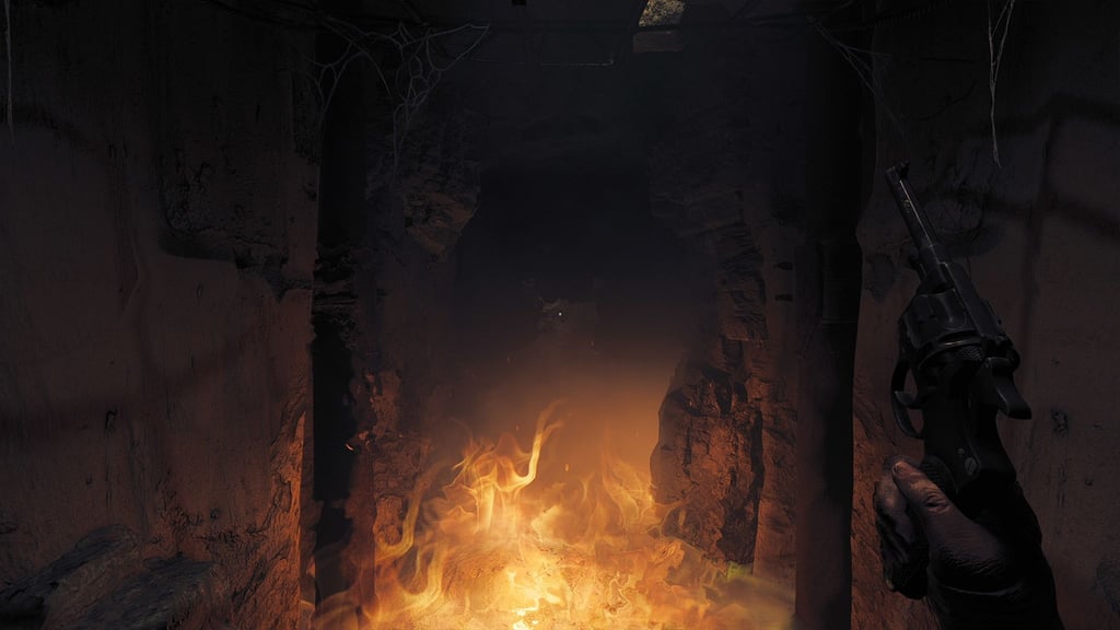 Ist das da hinter dem Feuer die Bestie, muss man sich in „Amnesia: The Bunker“ fragen.