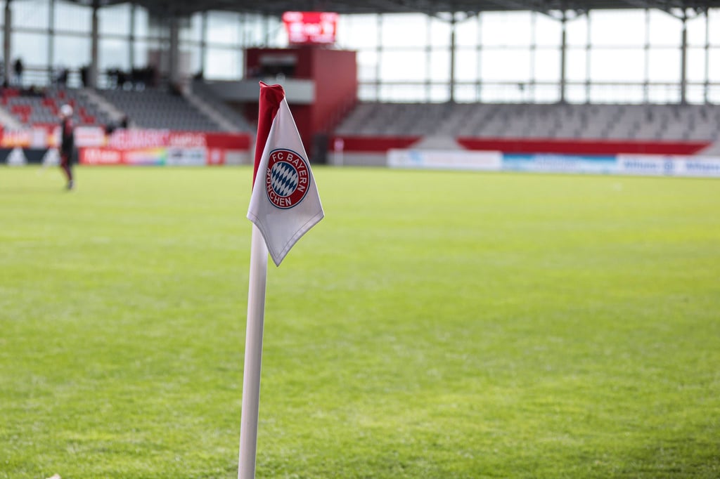 AUf dem Rasen am Campus in München wird nun doch kein Testspiel gegen RB stattfinden.
