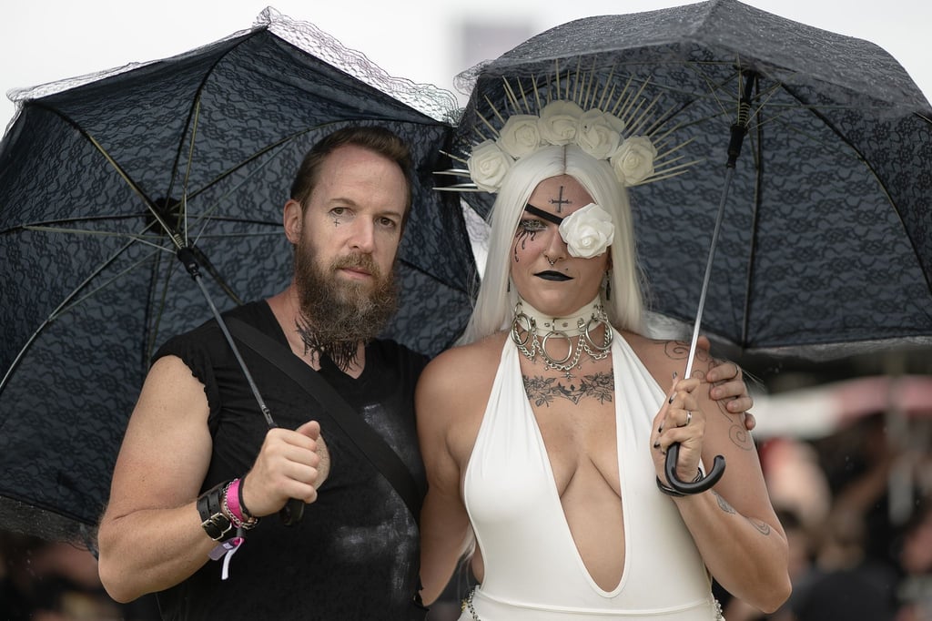 Kostümierte Besucher beim M'era Luna Gothic-Festival.