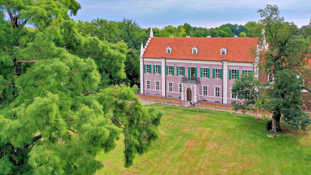 Grau ist hier gar nichts mehr: Das von Louise von Anhalt-Dessau im November 1790 bezogene Haus der Fürstin am Wörlitzer Kirchhof