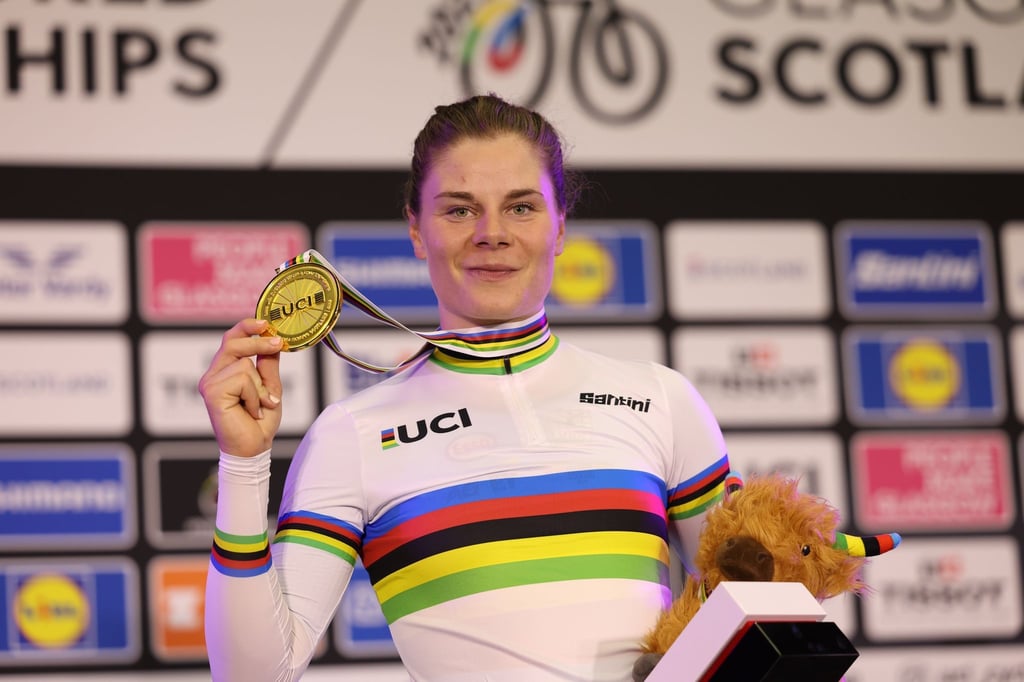 Radsportlerin Lotte Kopecky hat in Glasgow das Straßenrennen der Frauen gewonnen.