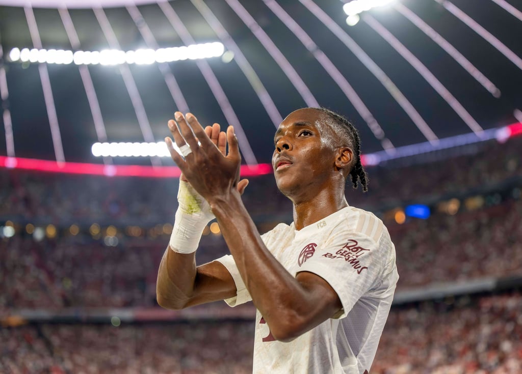 Mathys Tel musste Harry Kane weichen.