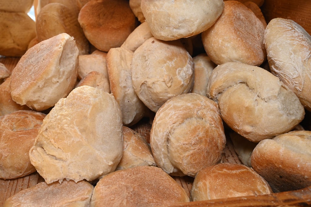 In Halle wollte ein junger Mann nicht auf seine Brötchen warten.