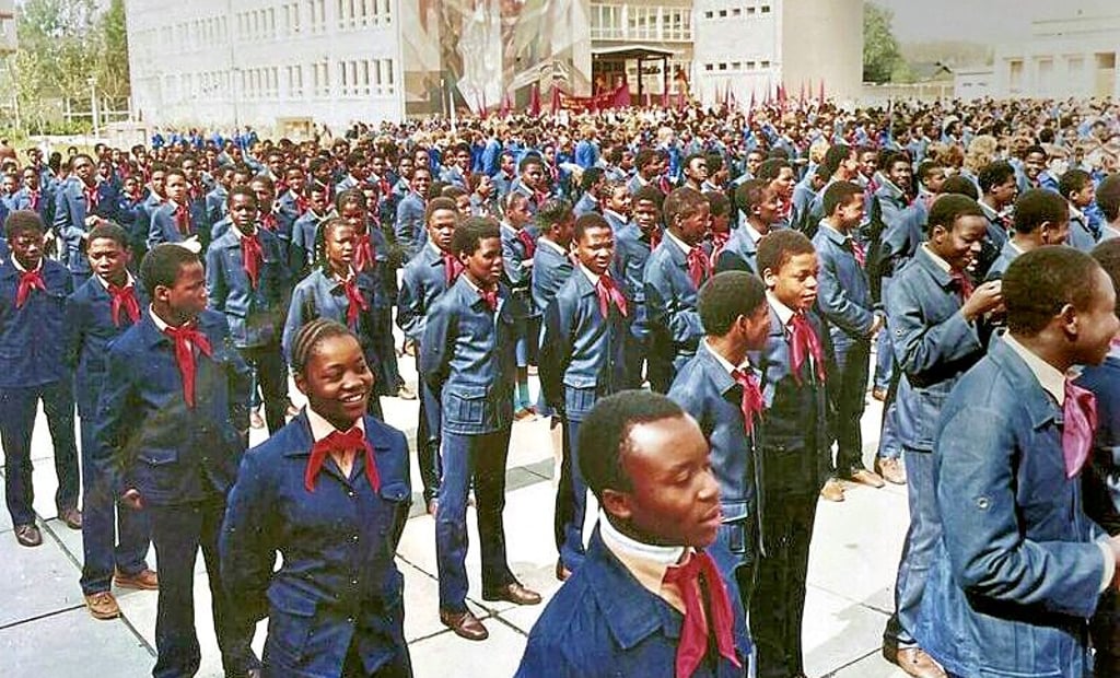 Die „Schule der Freundschaft“ in Staßfurt bestand von 1982 bis 1988 und hatte etwa 900 Schüler.