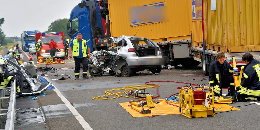 Ein schwerer Verkehrsunfall ereignete sich am Mittwochvormittag auf der B 188 bei Oebisfelde.