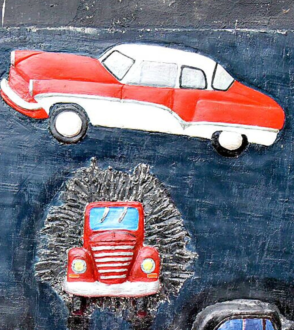 Fahrzeugtechnik aus der DDR: 311er Wartburg und Framo.