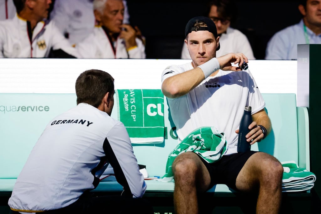 Jan-Lennard Struff wird bei der Abstiegsrelegation der deutschen Tennis-Herren im Davis Cup nicht dabei sein.