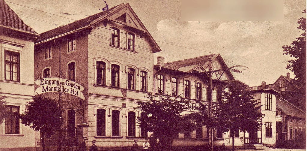 Im Mansfelder Hof fanden vor Gründung des Theaters Eisleben regelmäßig Aufführungen statt.